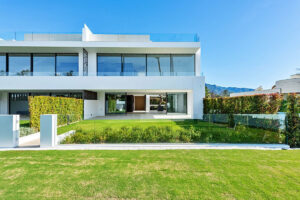 Semi-Detached House The Golden Mile