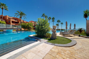 Middle Floor Apartment Estepona