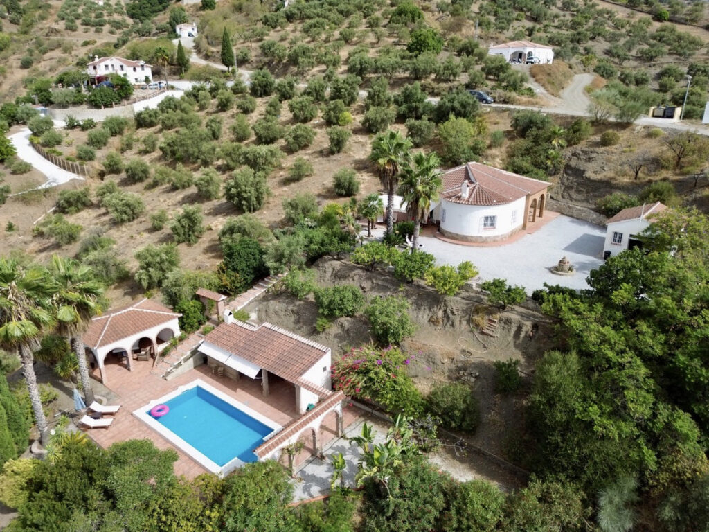 Detached Villa Canillas de Albaida