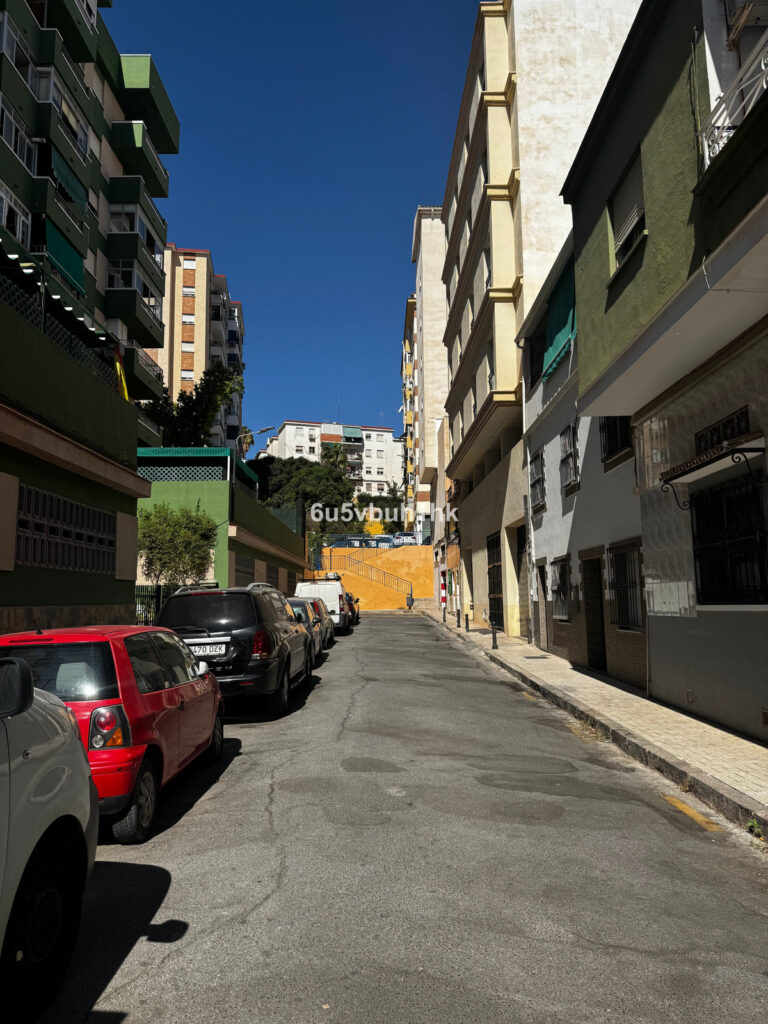 Apartment Complex Suárez