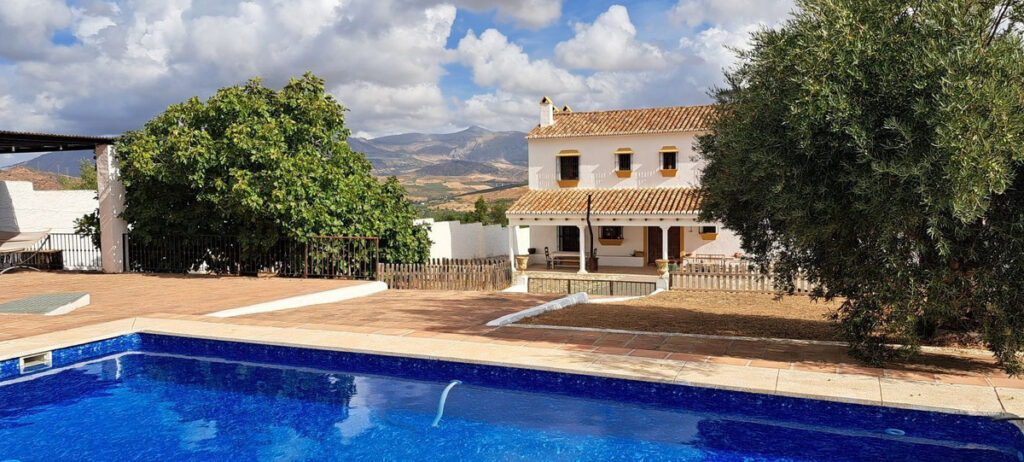 Finca – Cortijo Alora