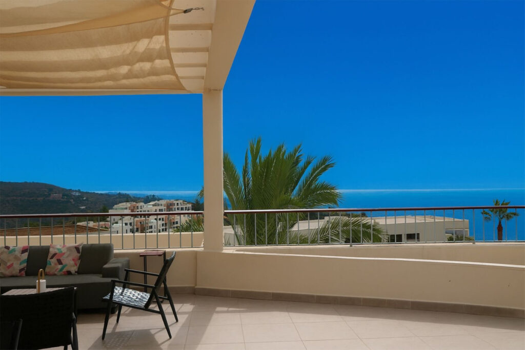 Penthouse Altos de los Monteros