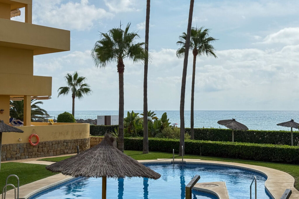 Middle Floor Apartment La Cala