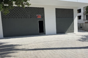 Commercial Premises La Campana