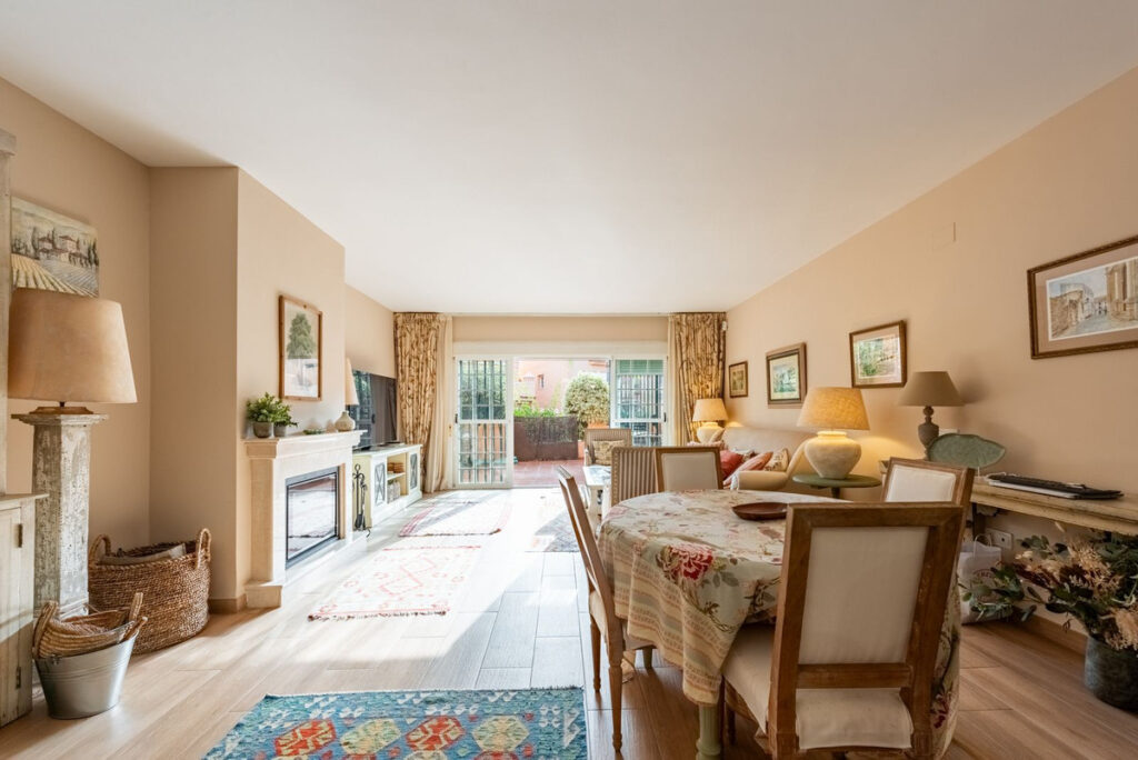 Semi-Detached House Nagüeles