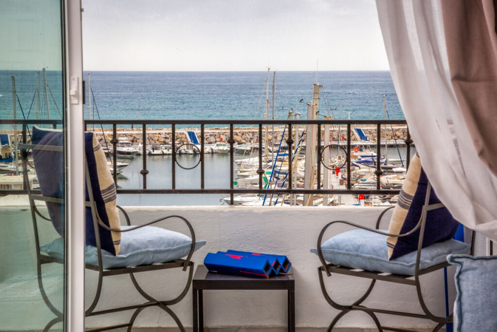 Middle Floor Apartment Puerto Banús