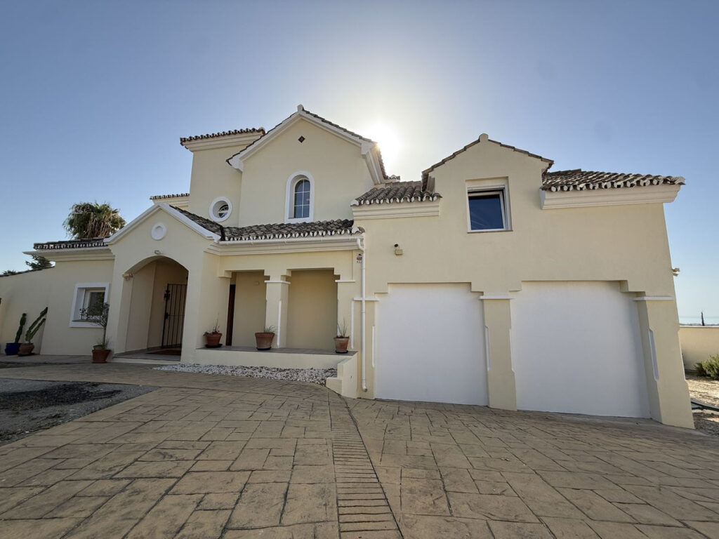 Detached Villa Estepona