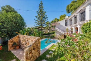 Detached Villa Pinares de San Antón