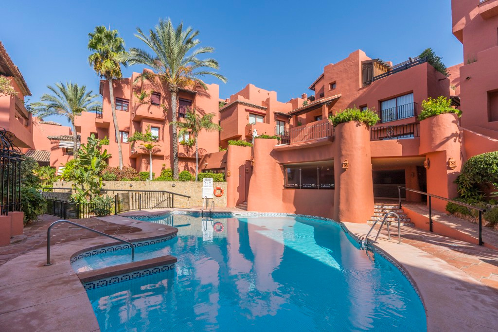 Middle Floor Apartment Marbella