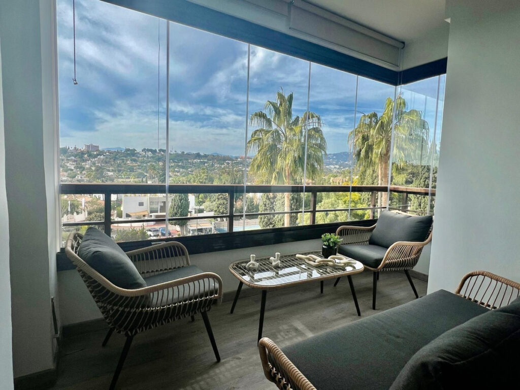 Middle Floor Apartment Nueva Andalucía