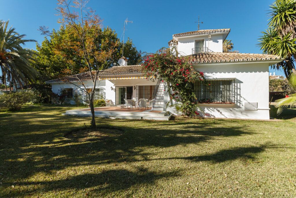 Detached Villa Guadalmina Baja