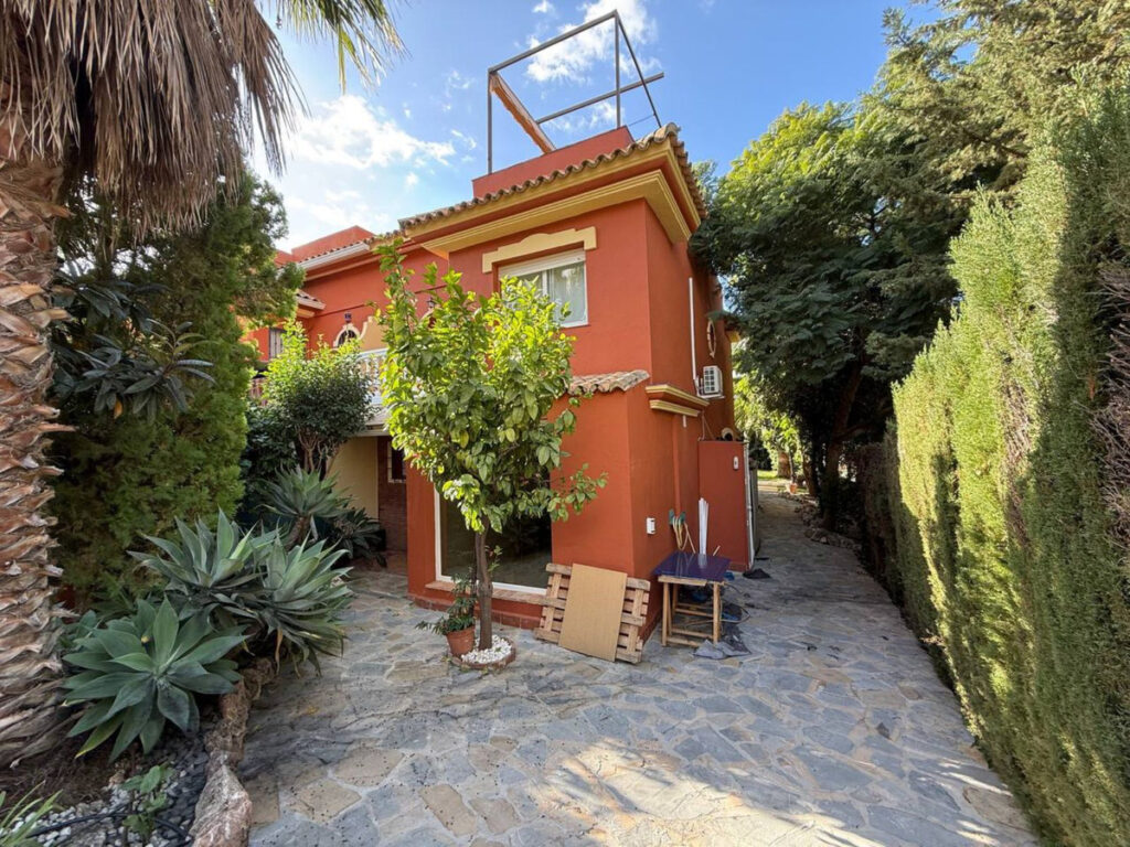 Semi-Detached House Atalaya