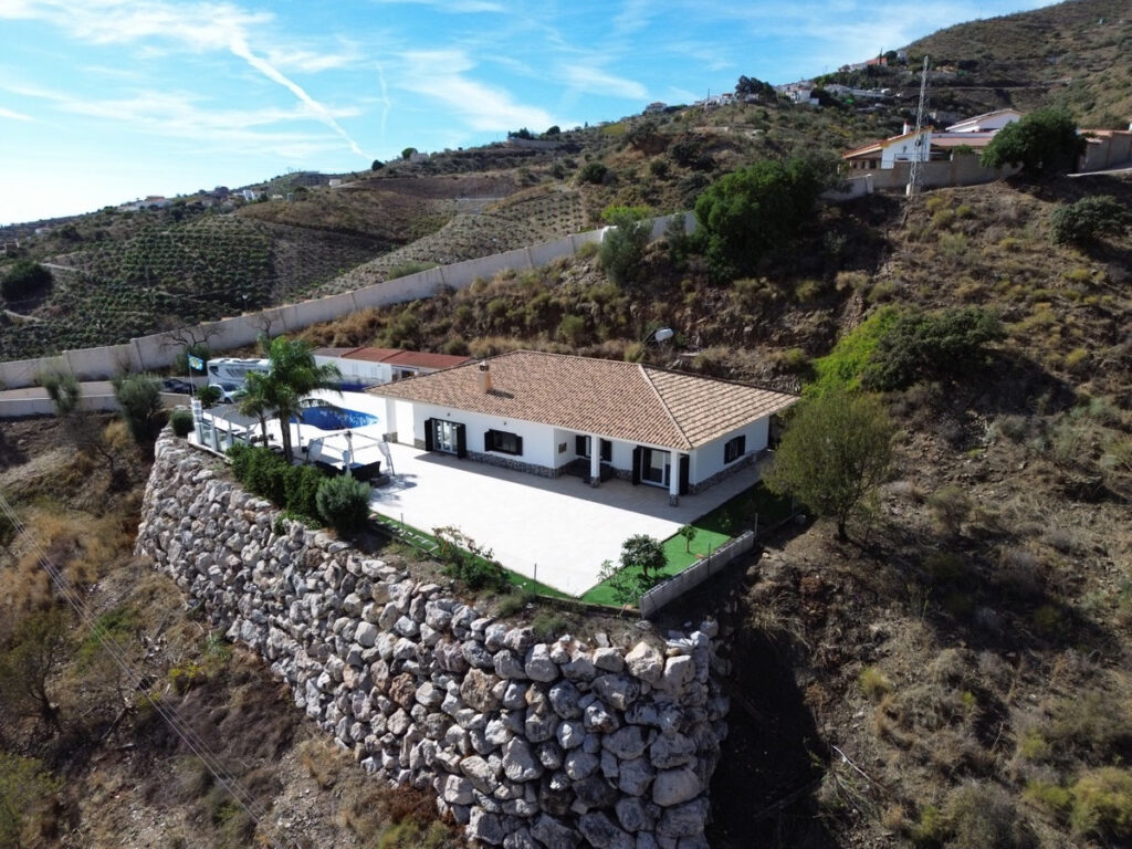 Detached Villa Moclinejo