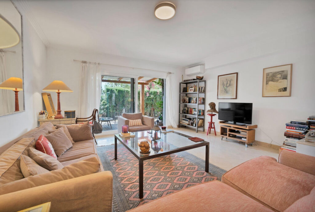 Semi-Detached House Nagüeles