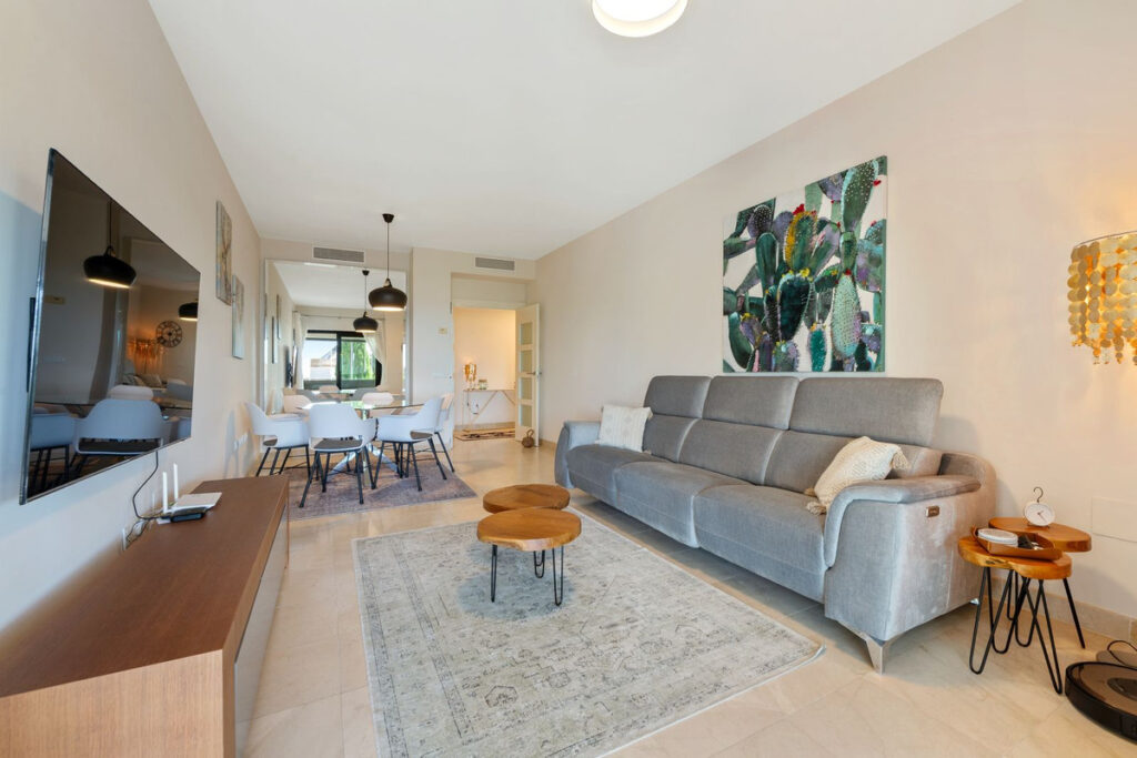 Middle Floor Apartment Los Flamingos