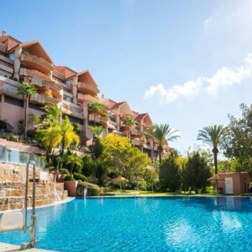 Middle Floor Apartment Marbella