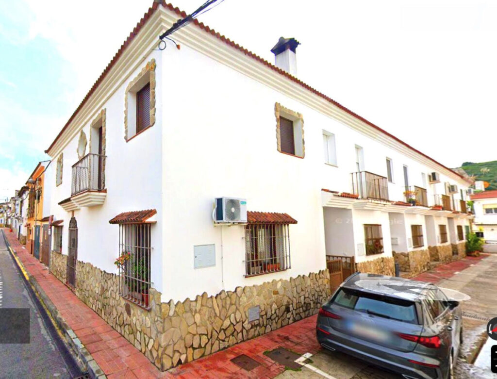 Semi-Detached House Casares