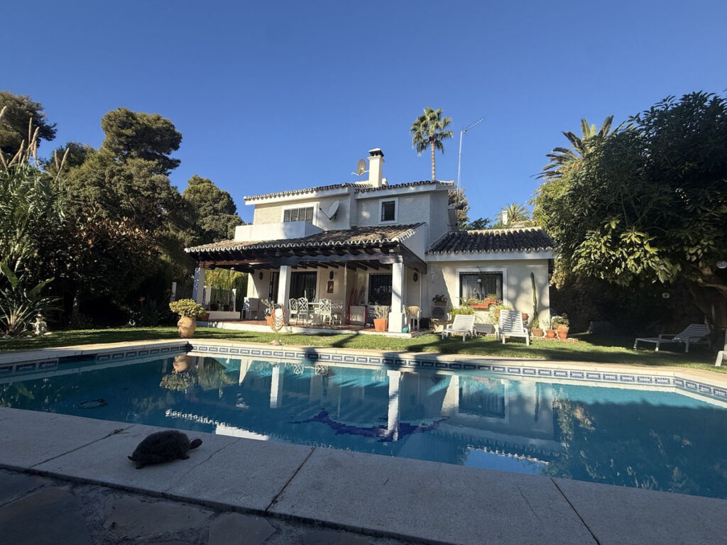 Detached Villa Calahonda