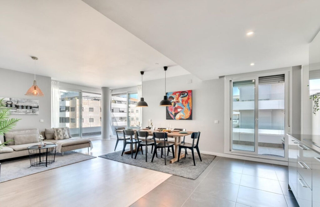 Middle Floor Apartment Nueva Andalucía