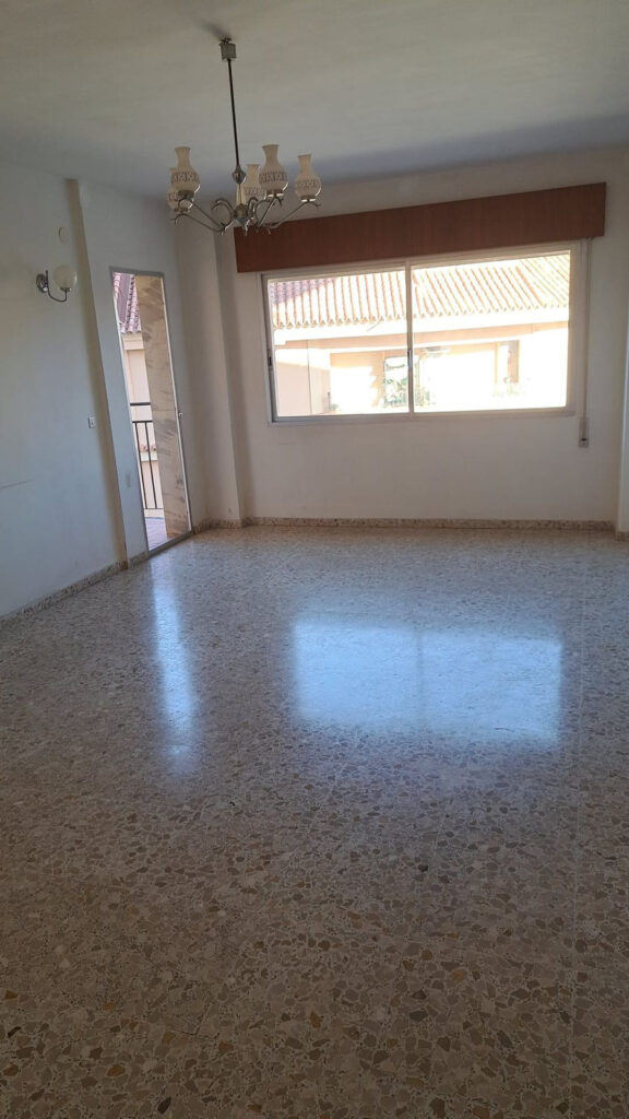 Middle Floor Apartment Fuengirola