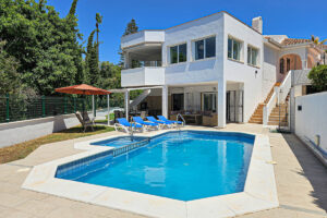 Detached Villa Riviera del Sol