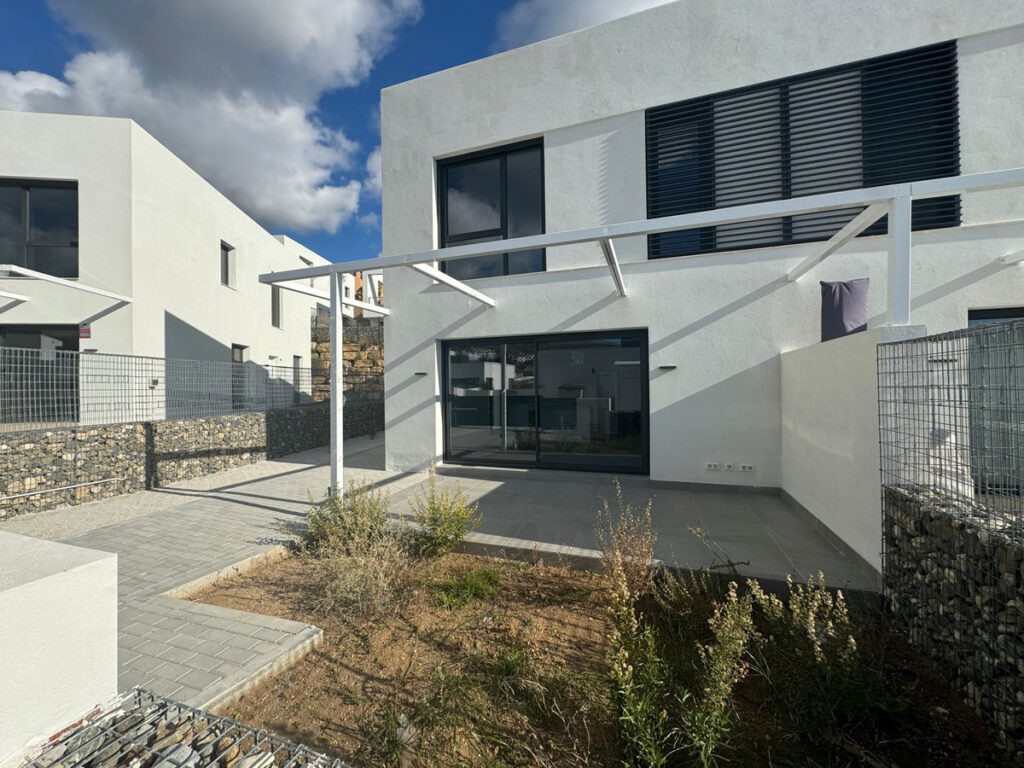 Semi-Detached House Riviera del Sol