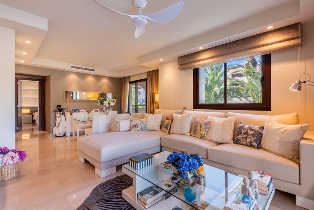 Middle Floor Apartment Nueva Andalucía