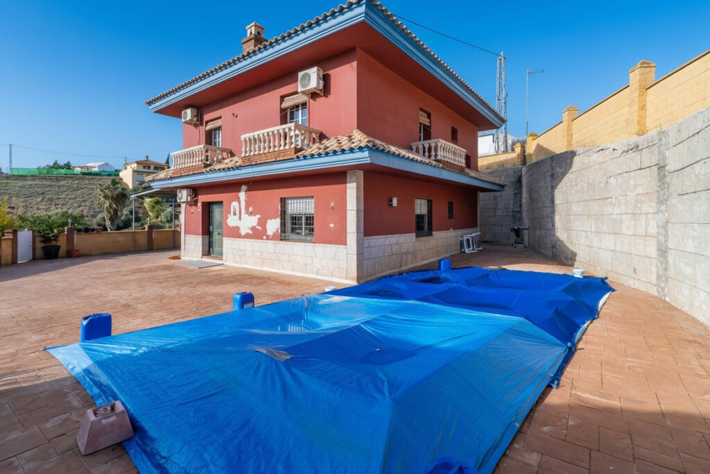 Detached Villa El Hornillo