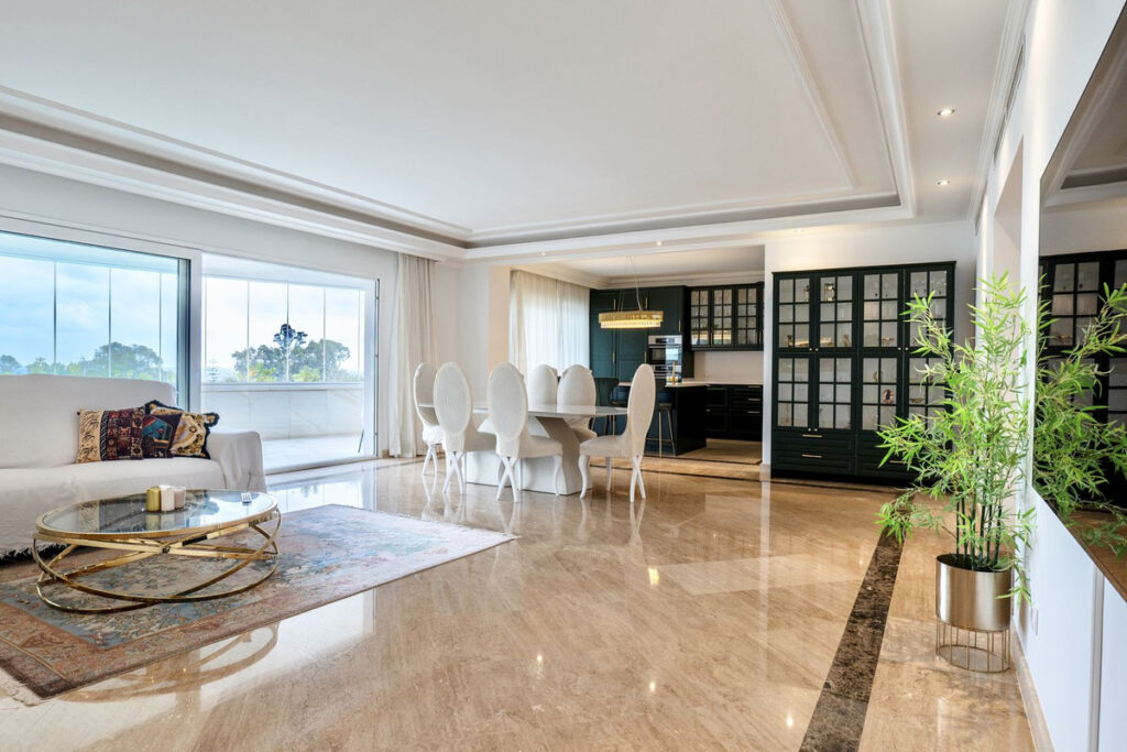Penthouse Puerto Banús