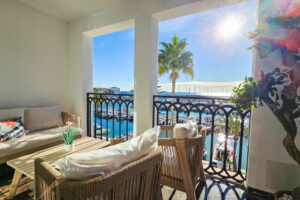 Middle Floor Apartment La Duquesa