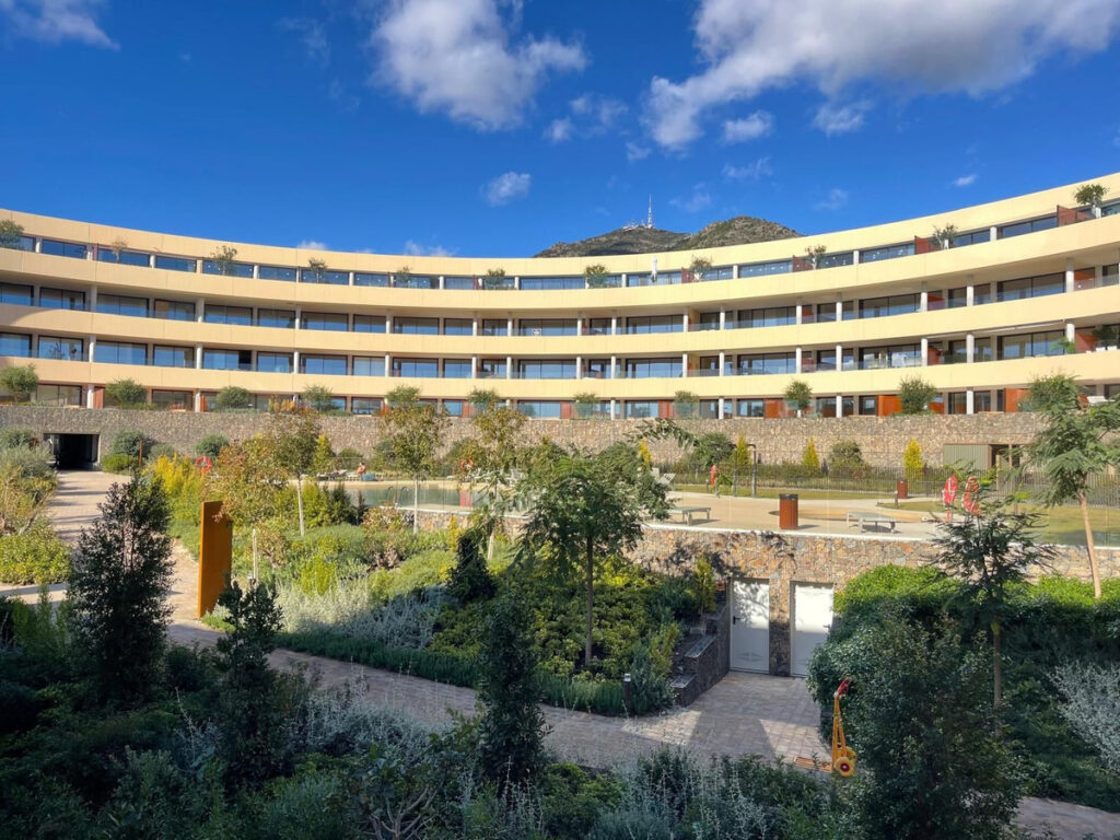 Middle Floor Apartment Higueron