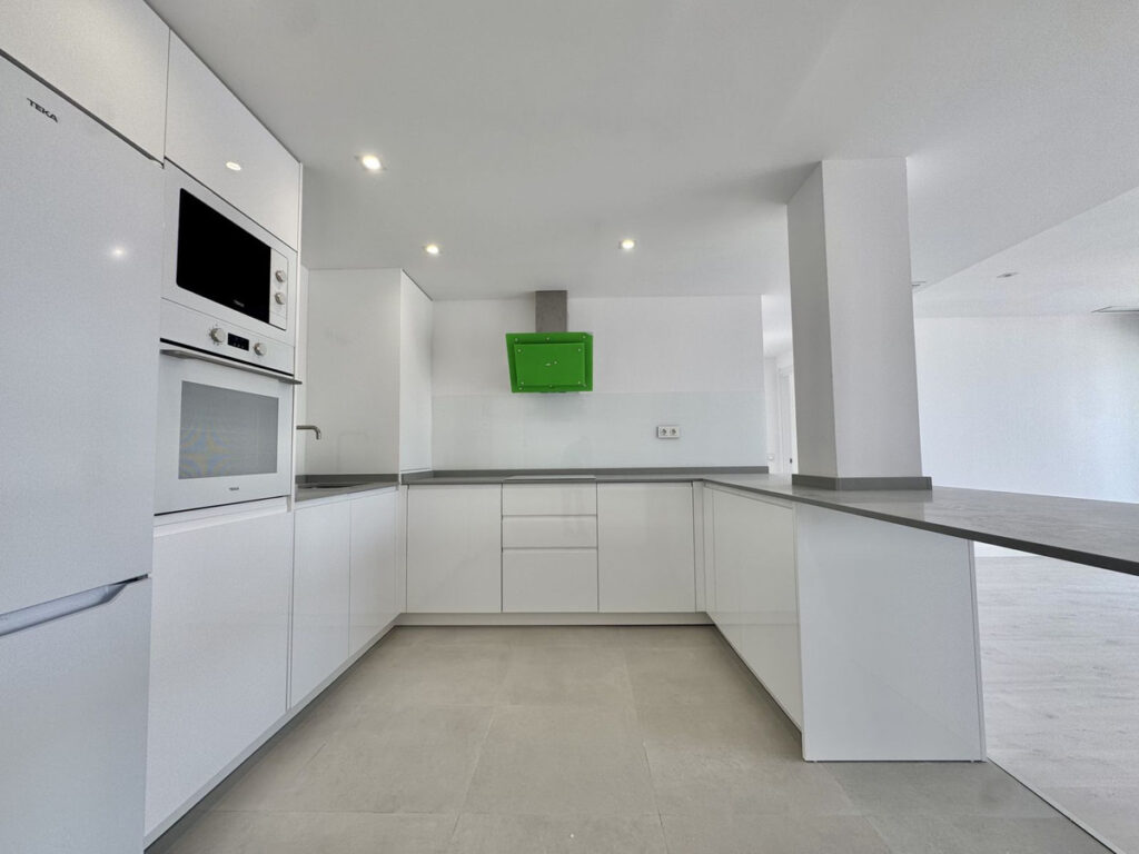 Middle Floor Apartment Rincón de la Victoria