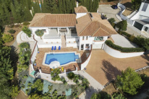 Detached Villa Valtocado