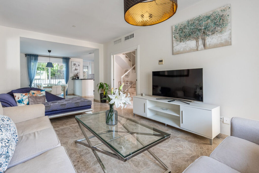 Semi-Detached House Nueva Andalucía