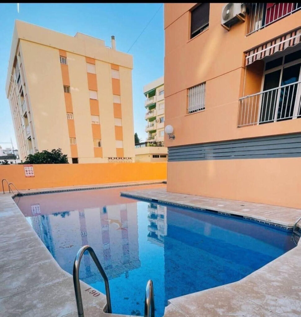 Middle Floor Apartment Fuengirola