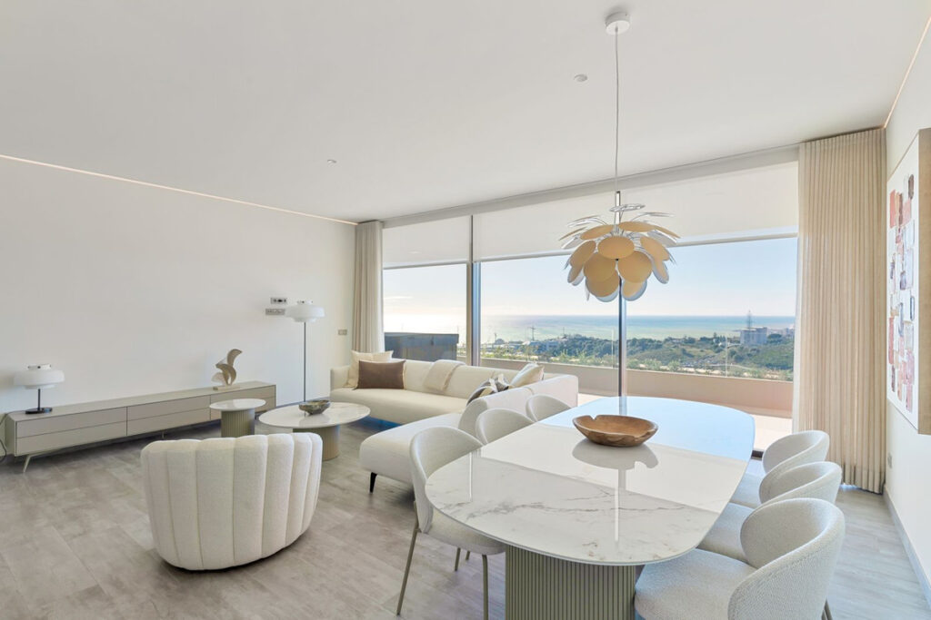 Middle Floor Apartment Higueron