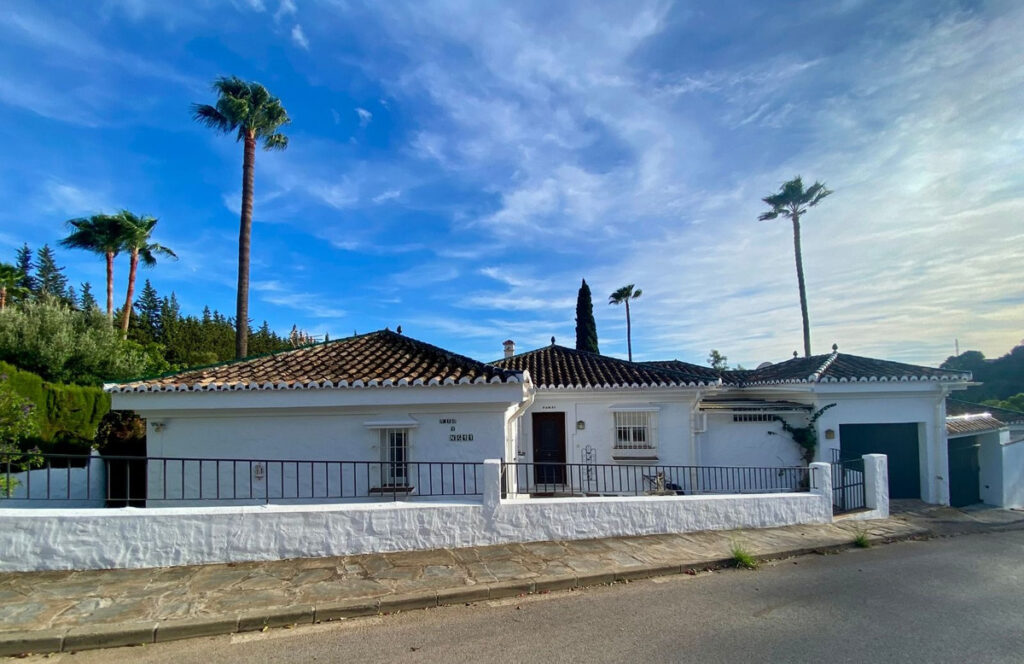 Detached Villa El Padron