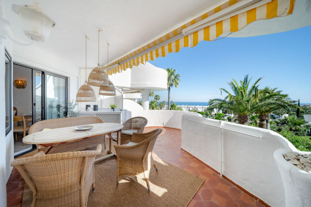 Middle Floor Apartment Calahonda