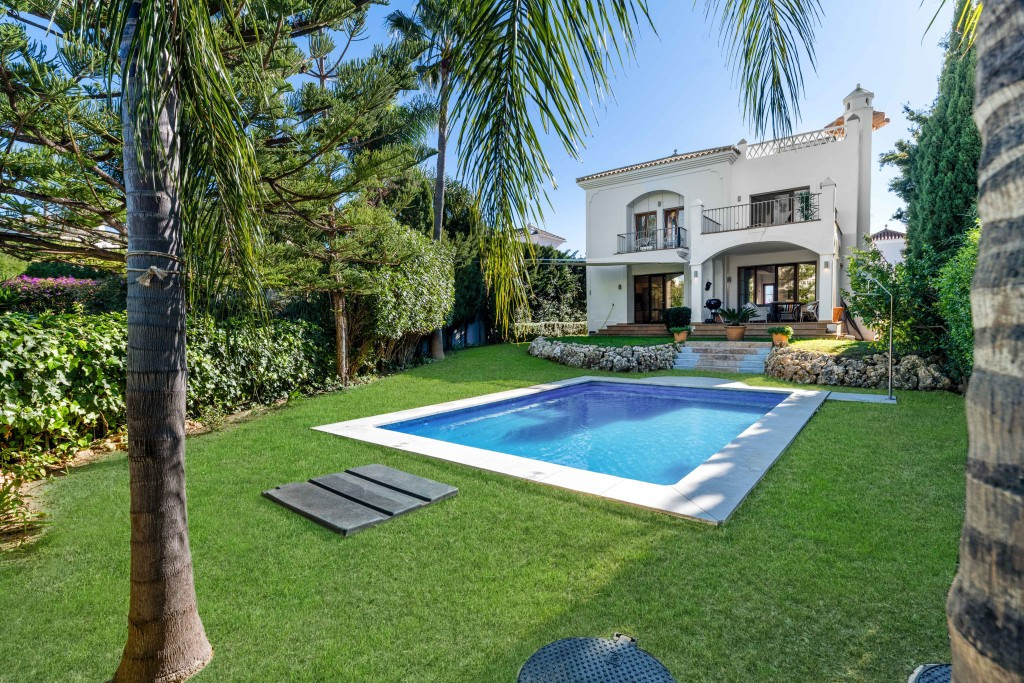 Detached Villa Estepona
