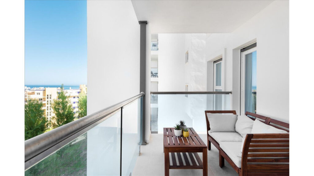 Middle Floor Apartment Estepona