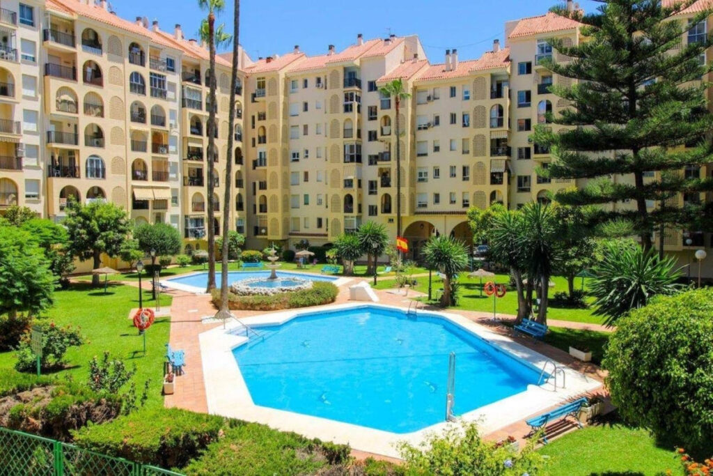 Middle Floor Apartment Fuengirola