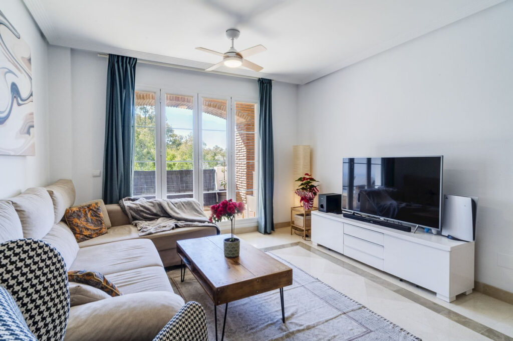 Middle Floor Apartment Los Arqueros