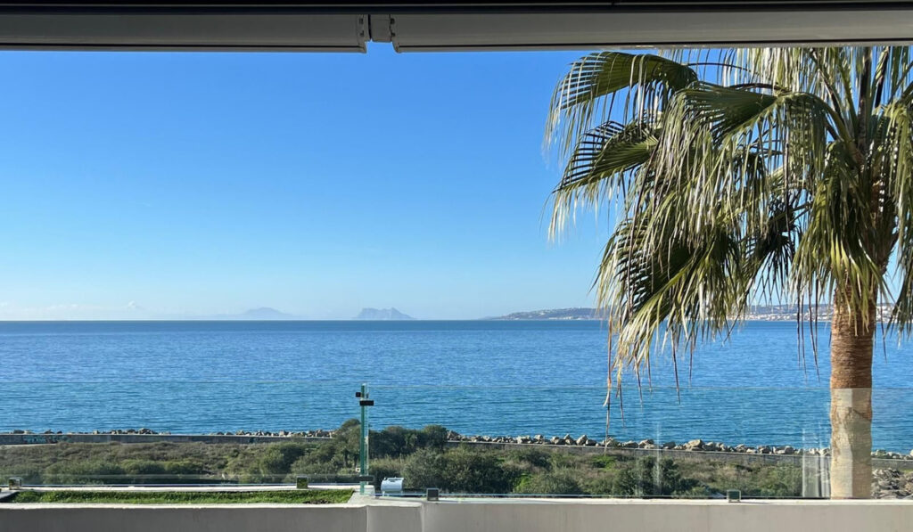 Middle Floor Apartment Estepona