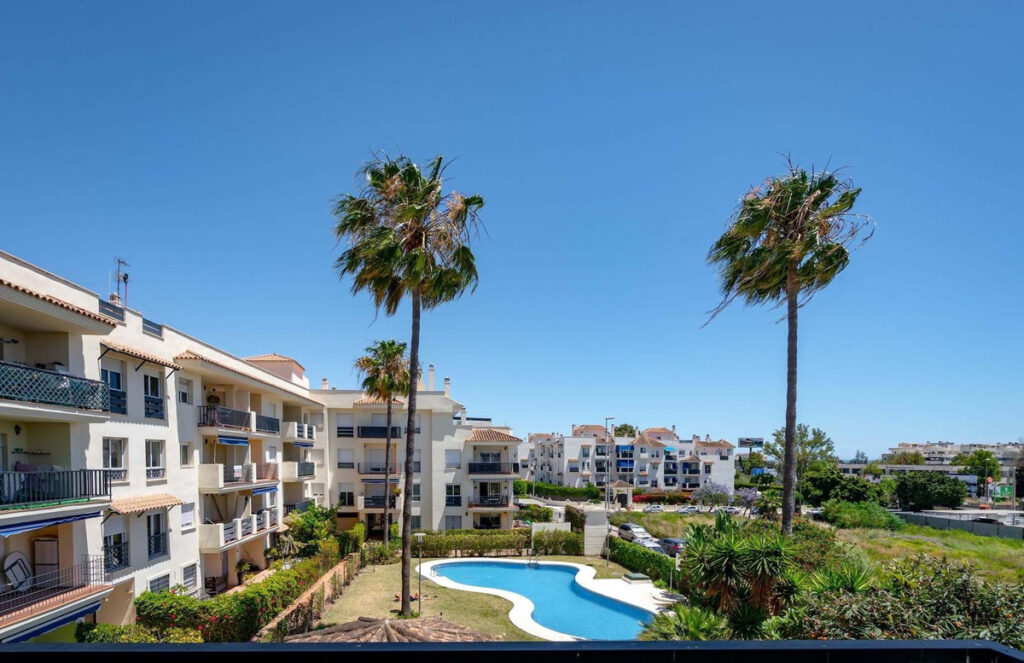 Middle Floor Apartment Marbella