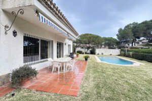 Detached Villa Benamara