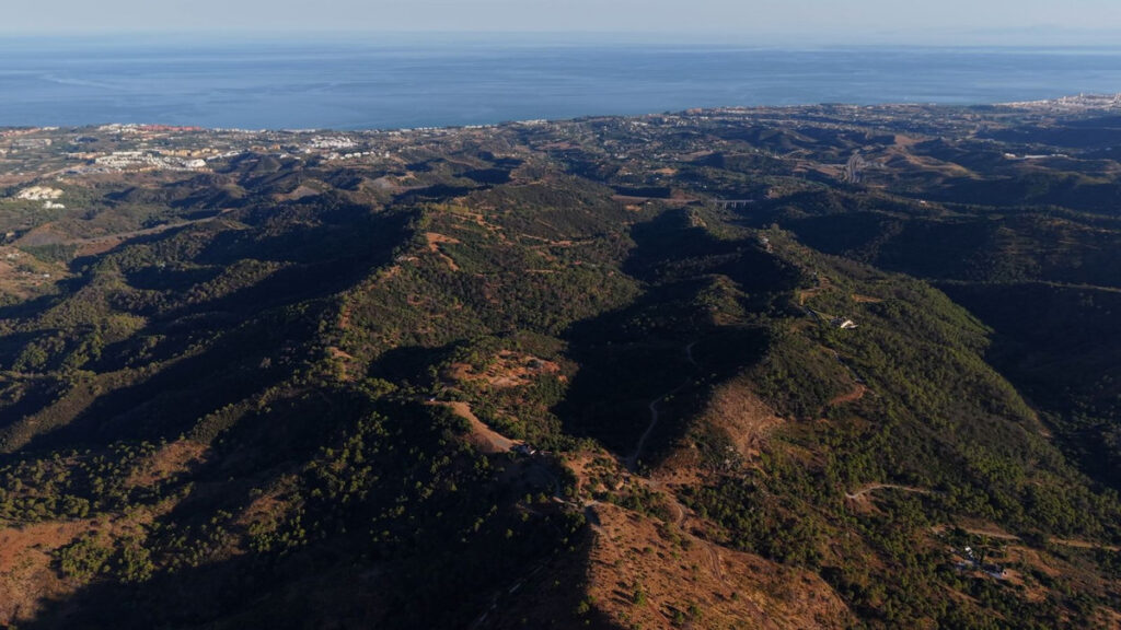 Land with Ruin Estepona