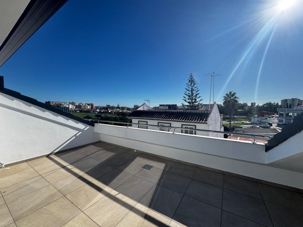 Middle Floor Apartment Fuengirola