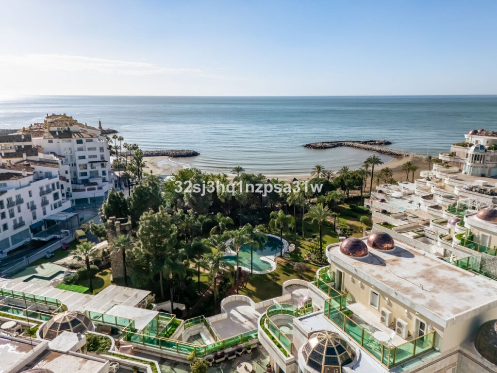 Middle Floor Apartment Marbella