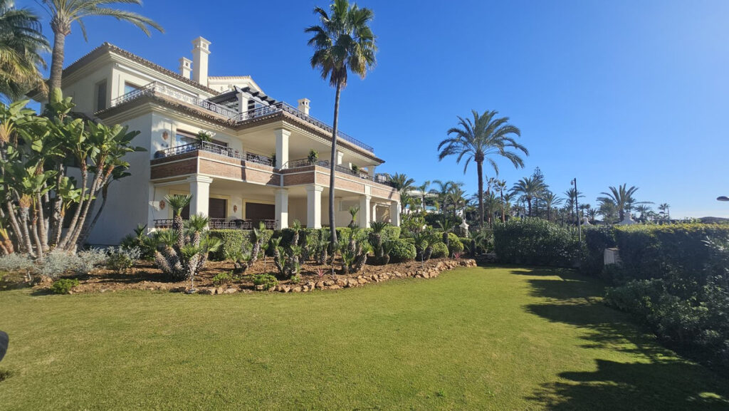 Ground Floor Apartment Los Monteros