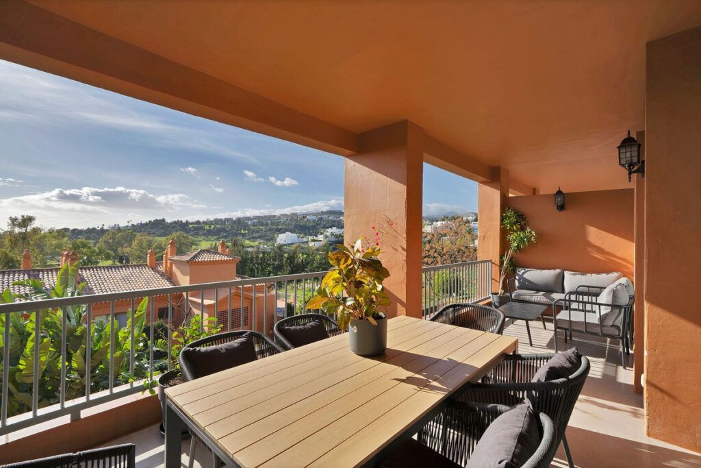 Middle Floor Apartment Atalaya